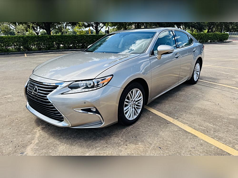 2017 Lexus ES