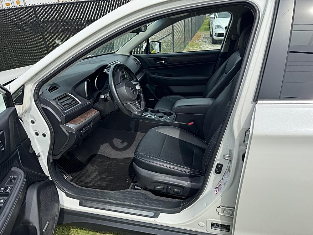 2016 Subaru Outback Limited - Photo 9