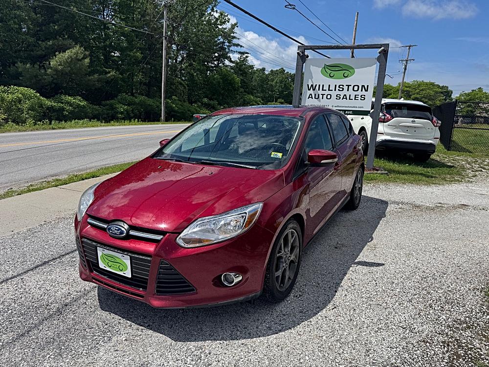 2013 Ford Focus 5 Door Hatch SE's photo