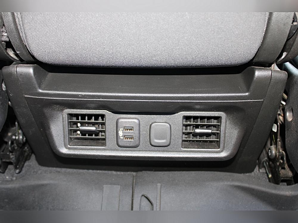 2011 Chevrolet Silverado 1500 LT - Photo 235
