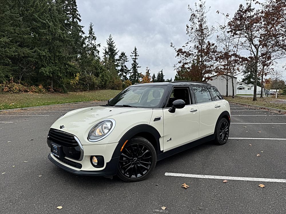 2017 MINI Clubman Base