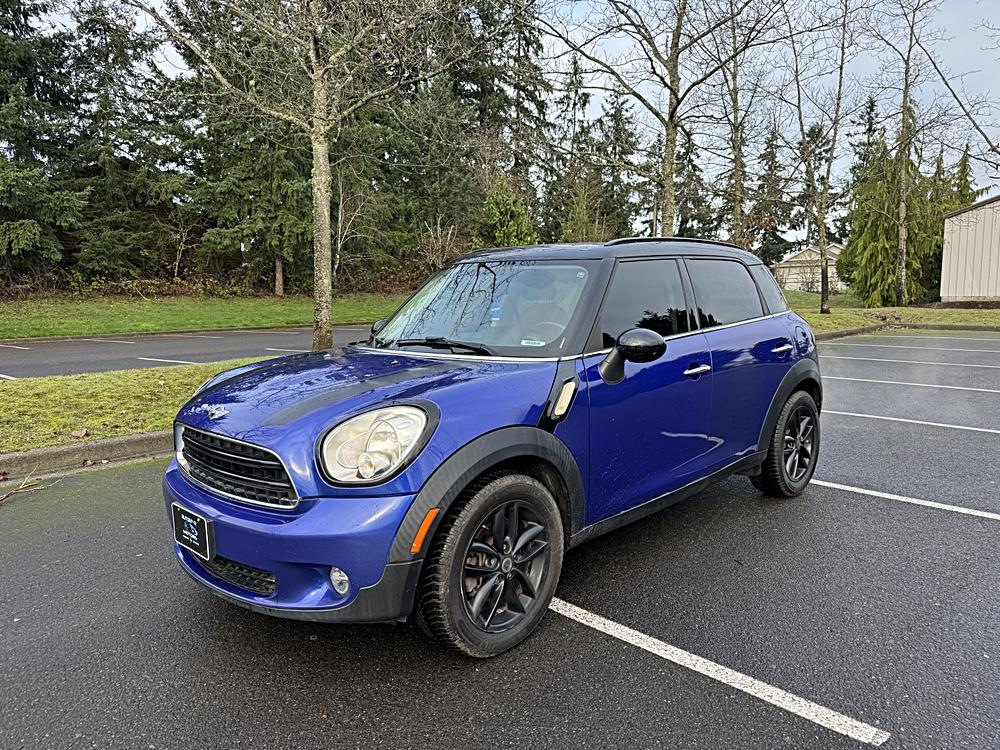 2015 MINI Countryman Base's photo