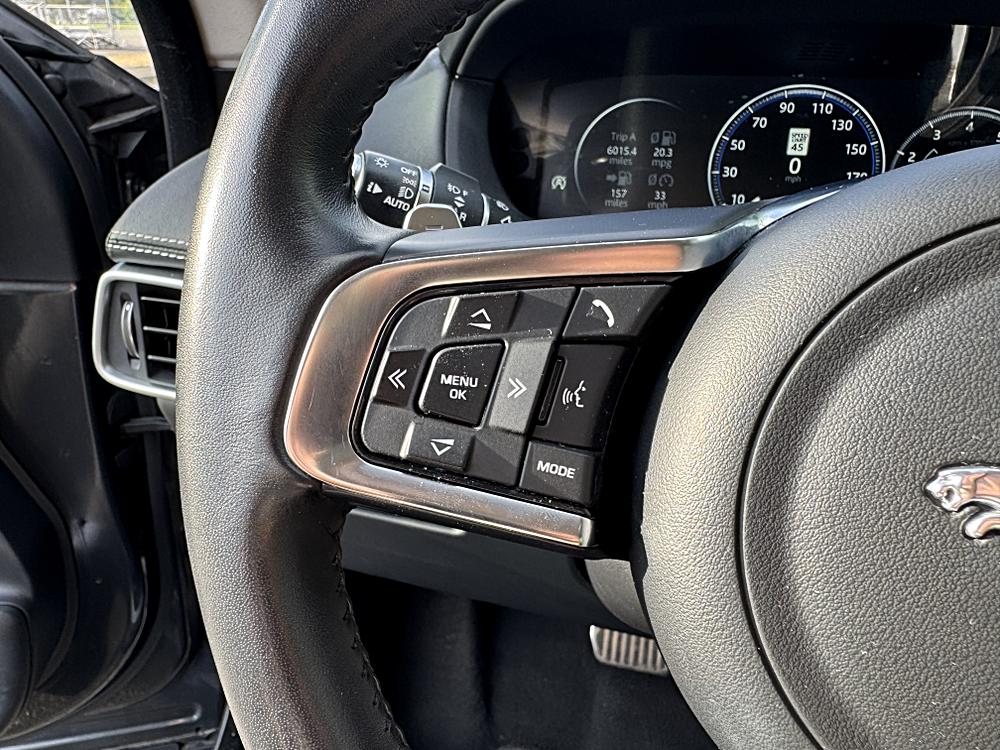 2018 Jaguar F-PACE R-Sport - Photo 28