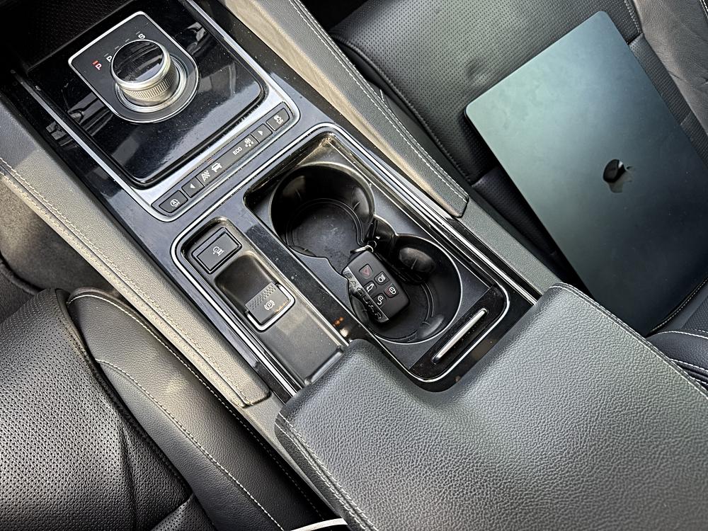 2018 Jaguar F-PACE R-Sport - Photo 26