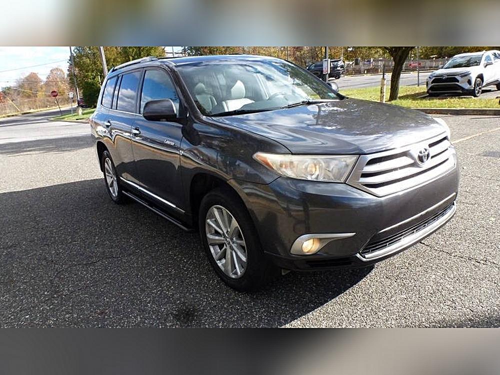 2013 Toyota Highlander Limited's photo