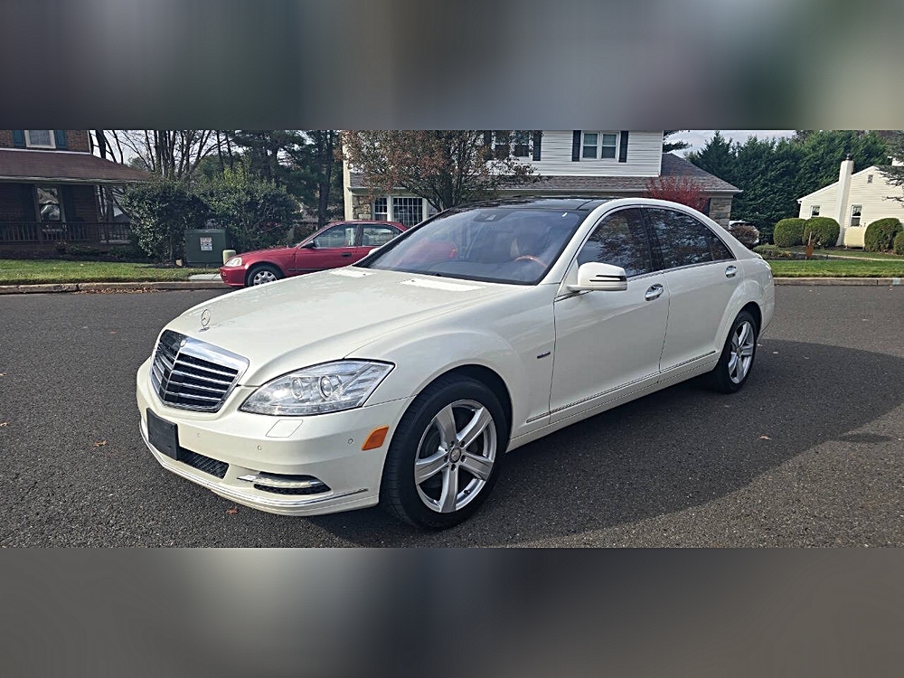 2012 Mercedes-Benz S-Class S550