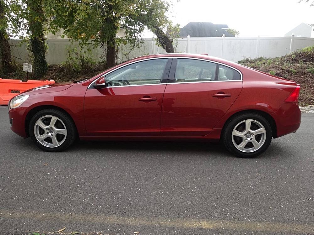 2012 Volvo S60 T5's photo
