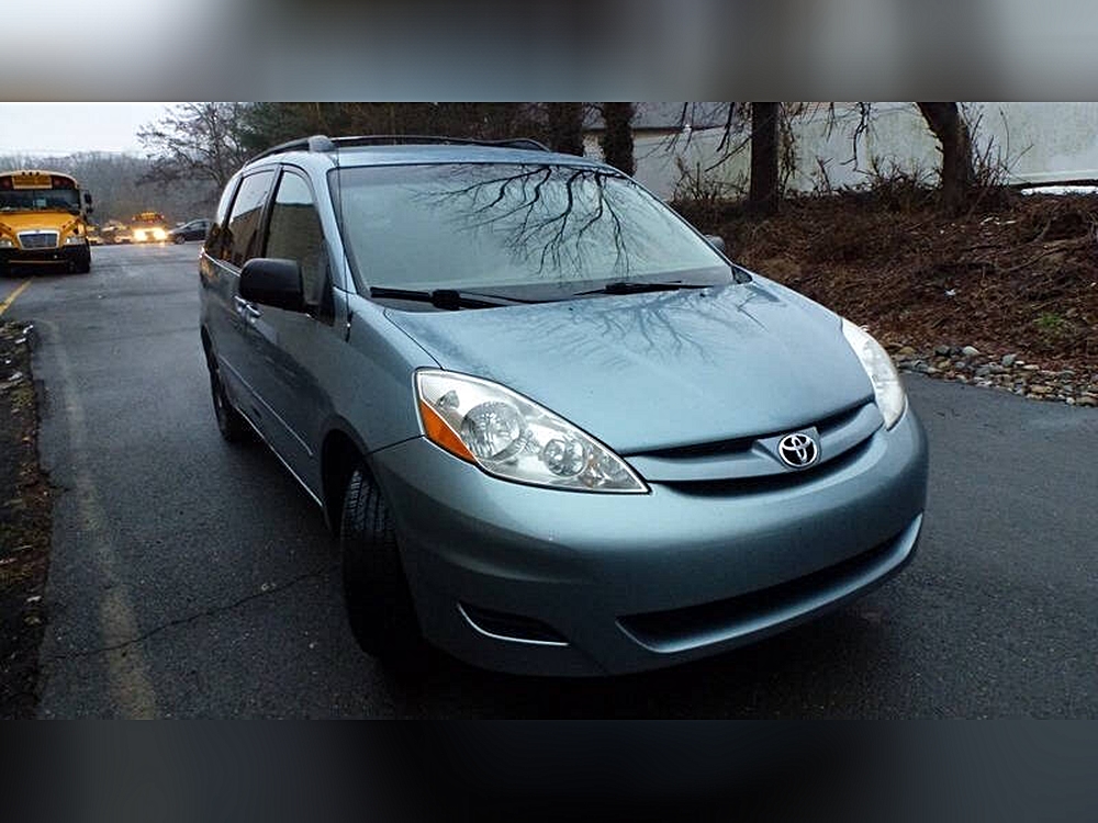 2006 Toyota Sienna LE