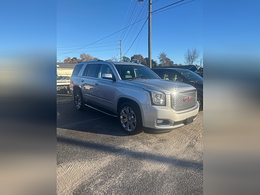 2016 GMC Yukon Denali's photo