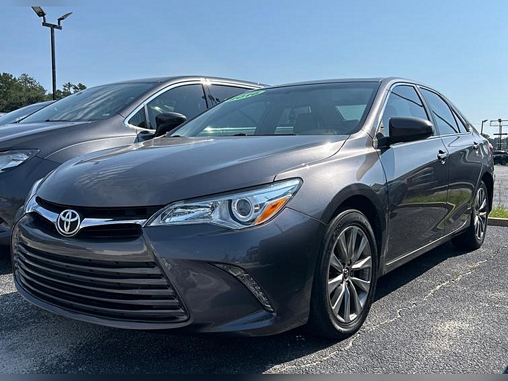 2016 Toyota Camry XLE
