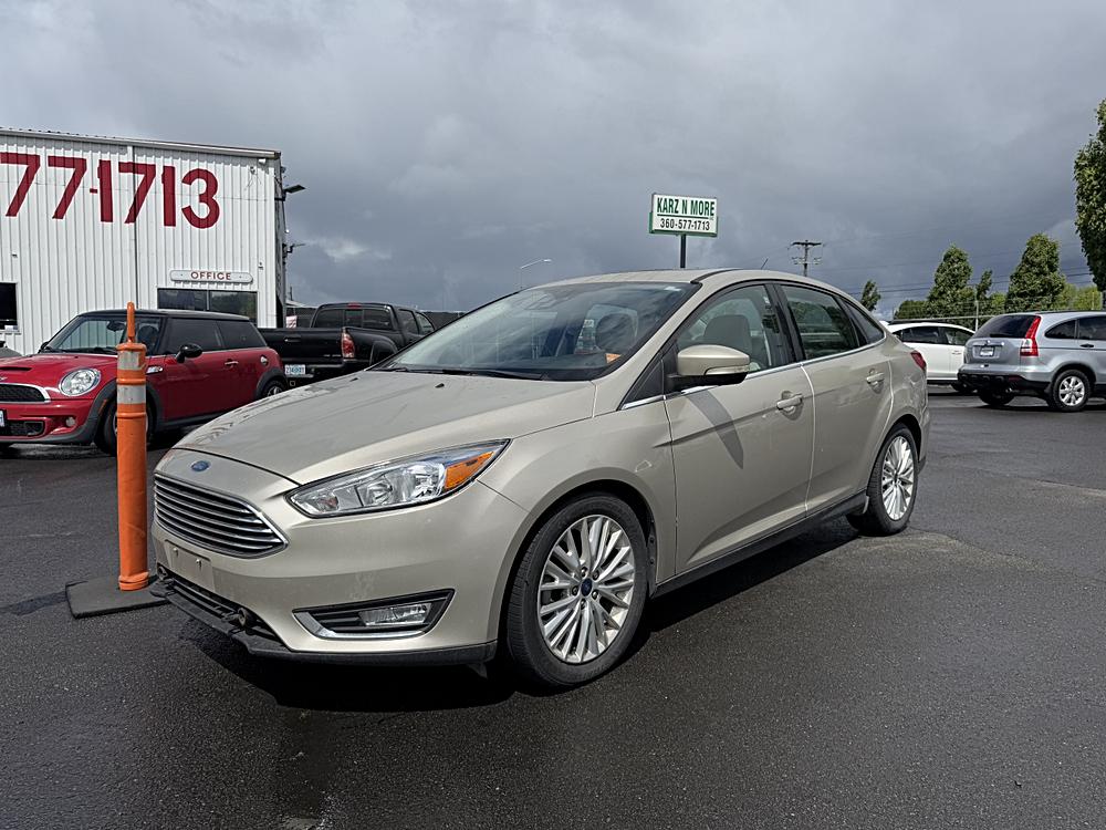 2018 Ford Focus Sedan Titanium's photo
