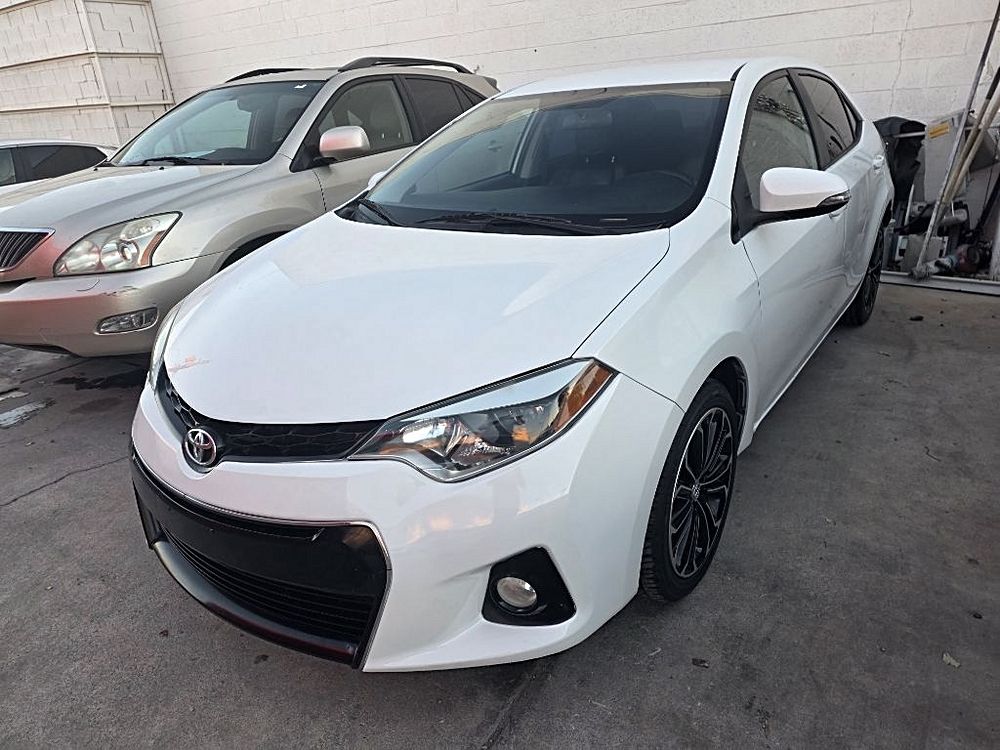 2015 Toyota Corolla S Plus's photo