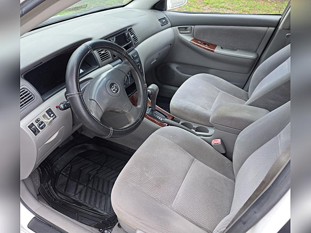 2005 Toyota Corolla CE - Photo 8