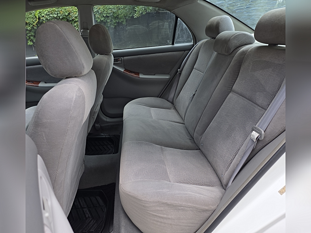 2005 Toyota Corolla CE - Photo 17