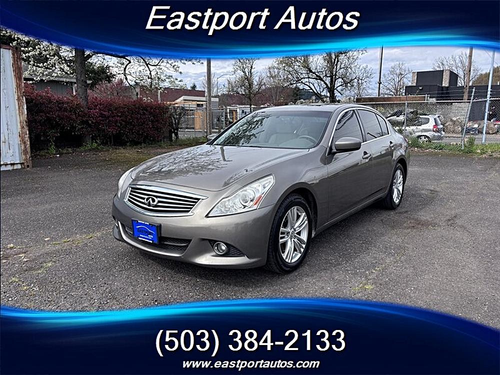 2012 INFINITI G's photo