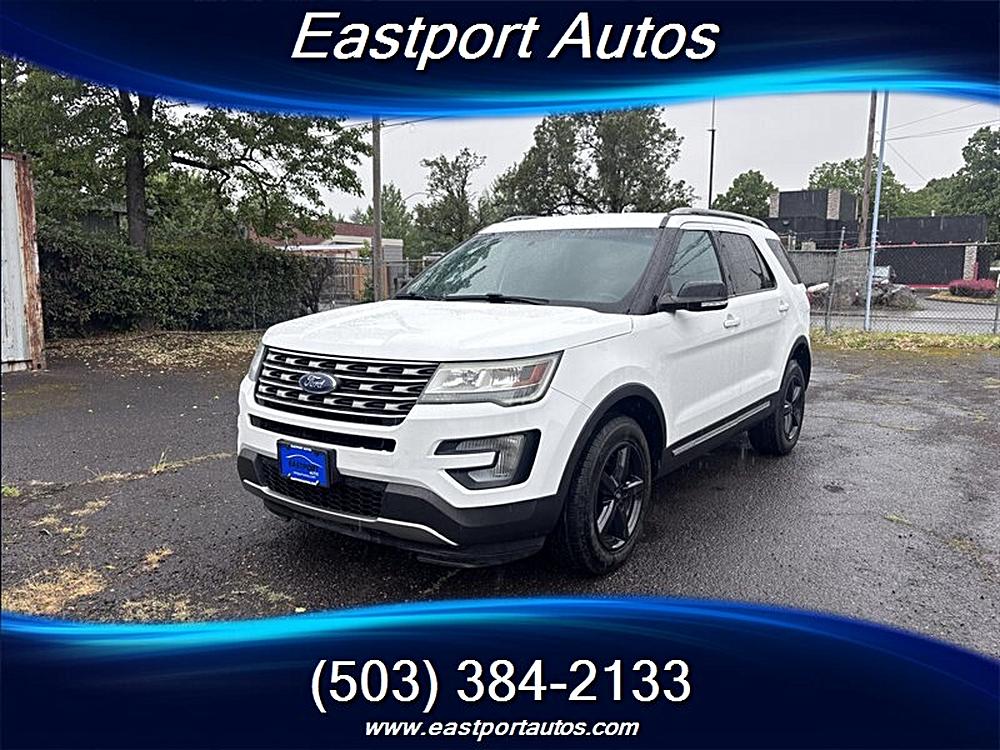 2017 Ford Explorer XLT 4WD's photo
