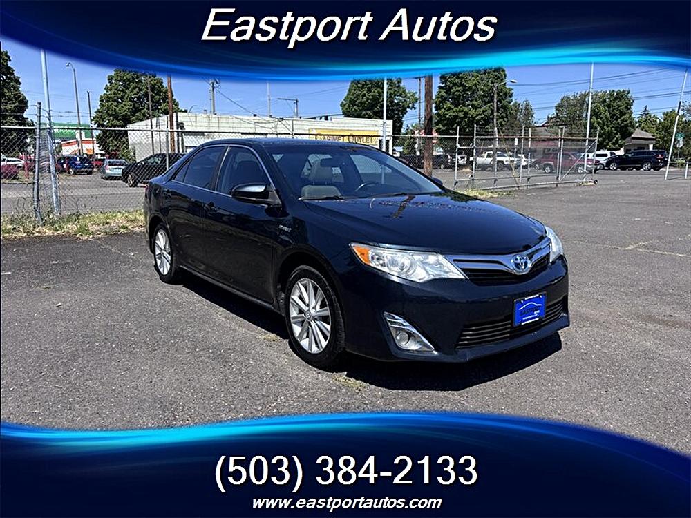 2014 Toyota Camry 2.5 Auto XLE Hybrid's photo