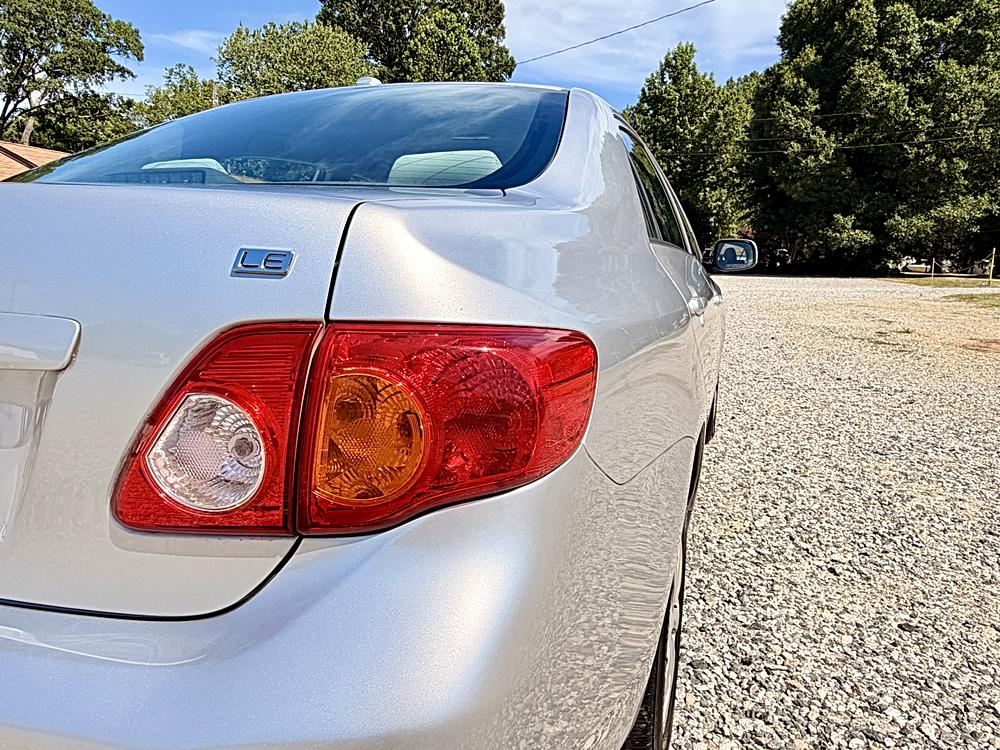 2009 Toyota Corolla LE - Photo 28