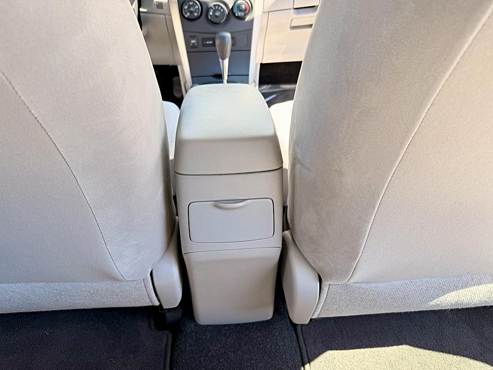 2009 Toyota Corolla LE - Photo 18