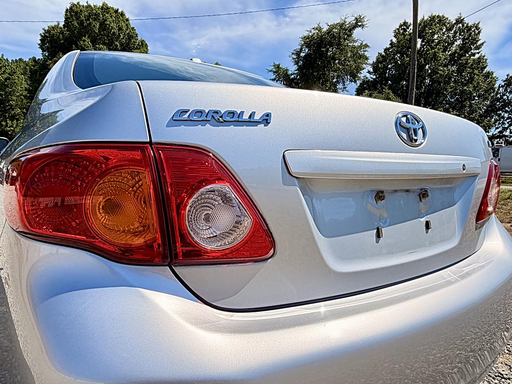 2009 Toyota Corolla LE - Photo 29