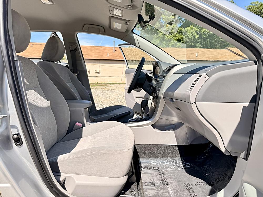 2009 Toyota Corolla LE - Photo 22