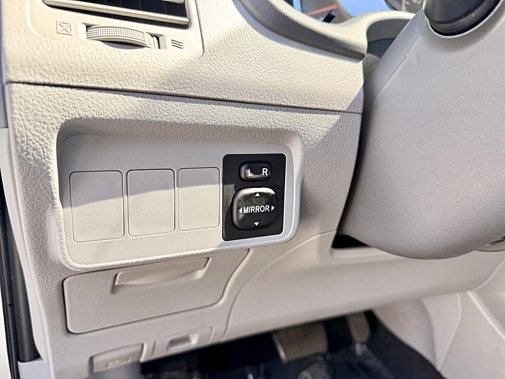 2009 Toyota Corolla LE - Photo 14