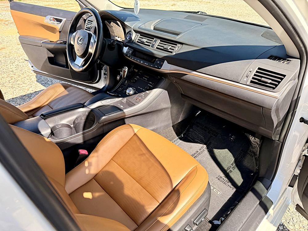 2013 Lexus CT Base - Photo 24