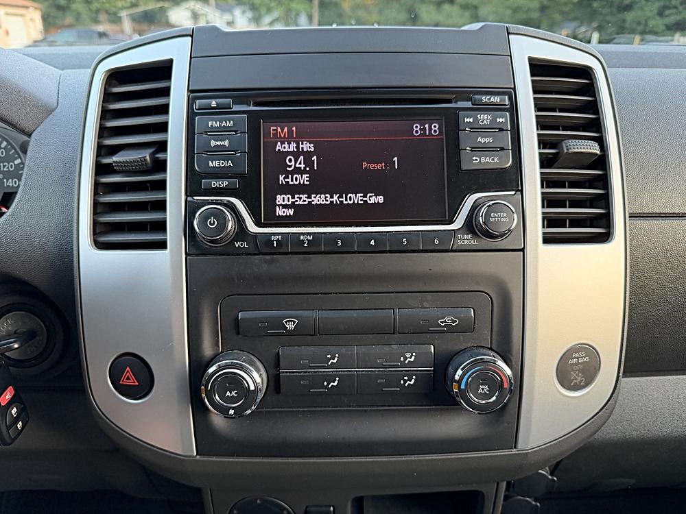 2015 Nissan Frontier SV - Photo 12