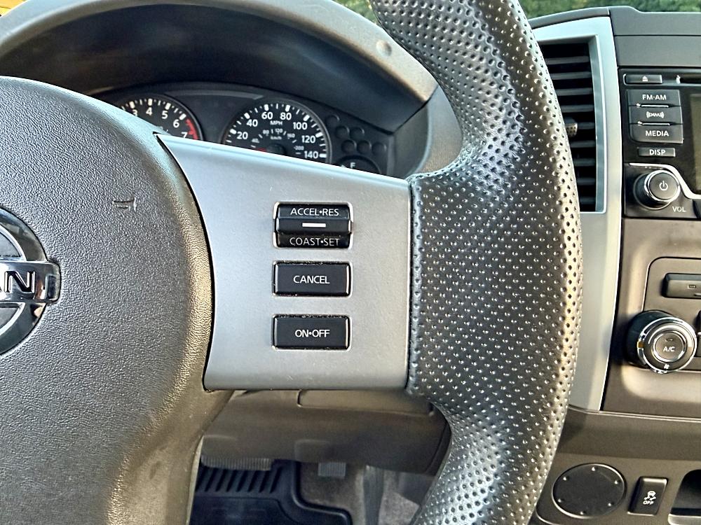 2015 Nissan Frontier SV - Photo 16