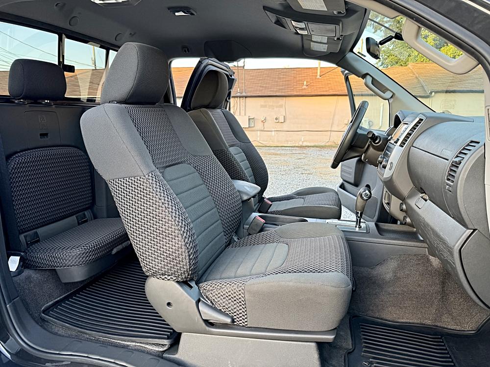2015 Nissan Frontier SV - Photo 23