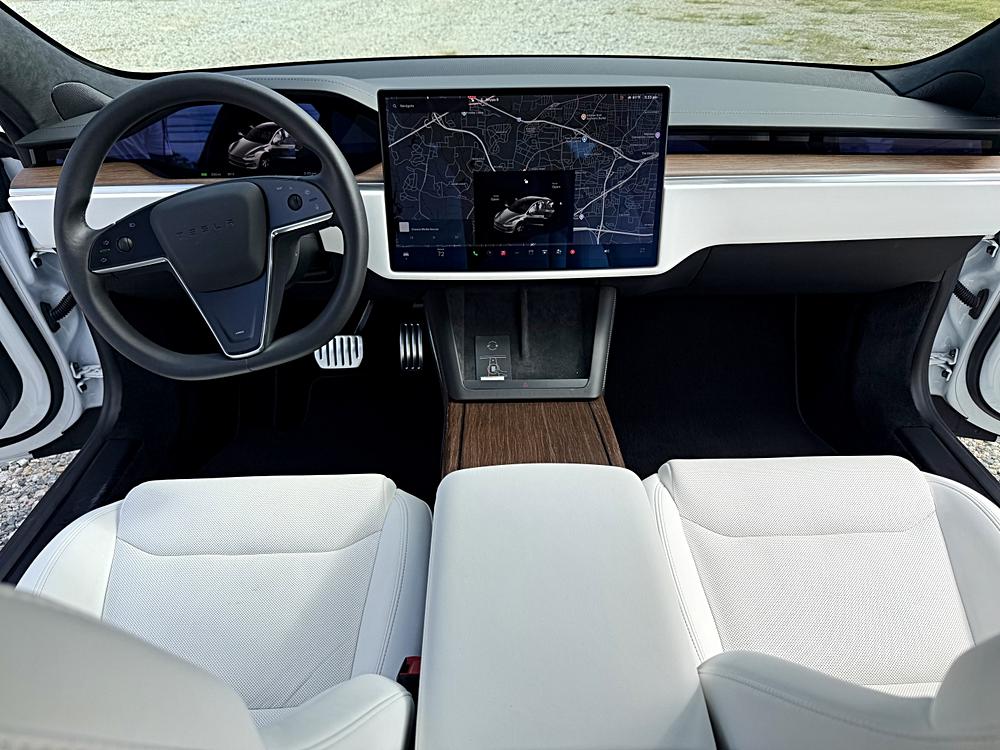 2021 Tesla Model S Long Range Plus - Photo 12