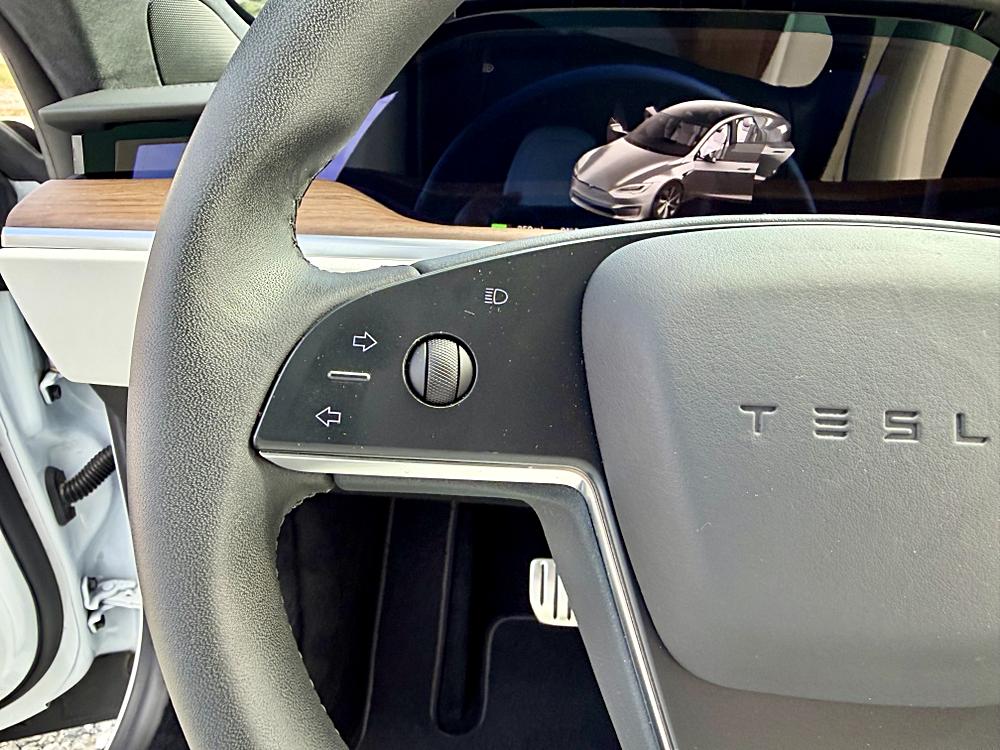 2021 Tesla Model S Long Range Plus - Photo 18
