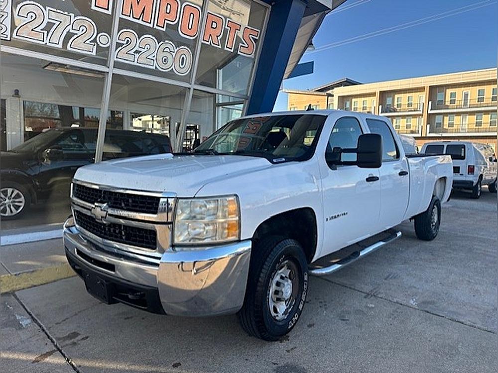 2009 Chevrolet Silverado 2500HD Work Truck's photo