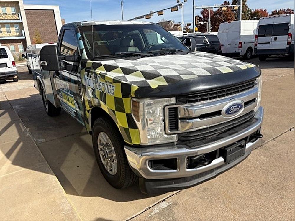 2019 Ford F-250 Super Duty XL's photo