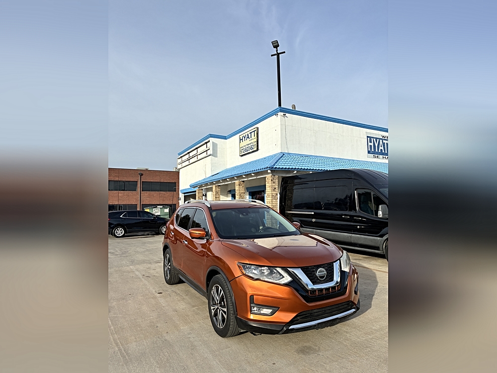2018 Nissan Rogue SV