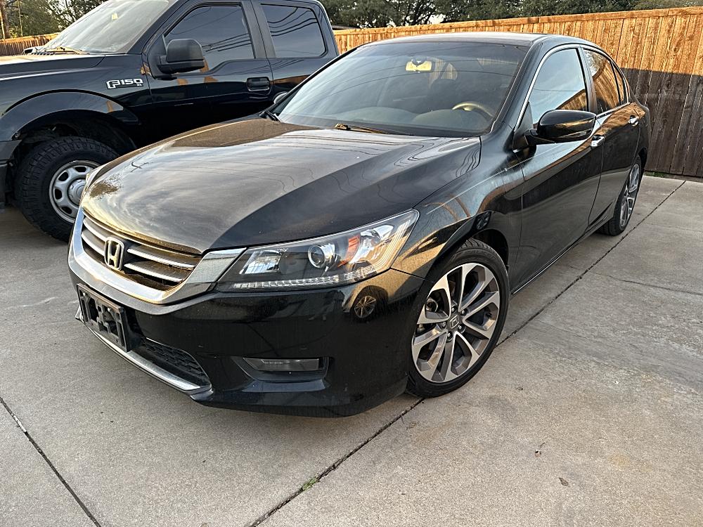 2015 Honda Accord Sport's photo