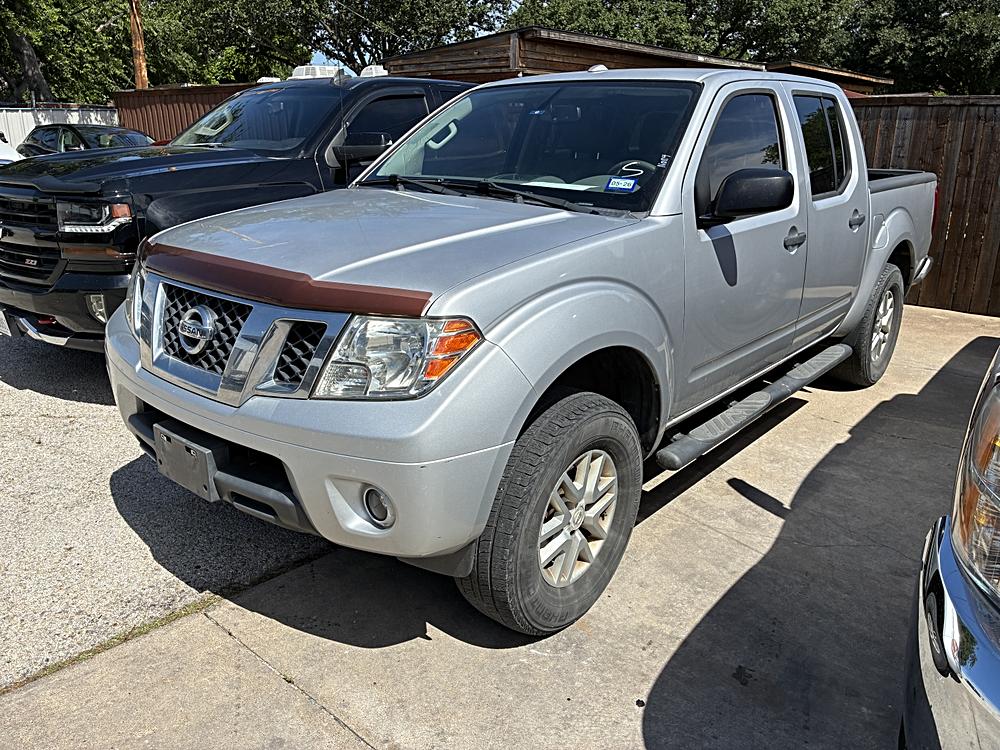 2016 Nissan Frontier 4.0 SV Crew Cab 4X4 AT SWB's photo