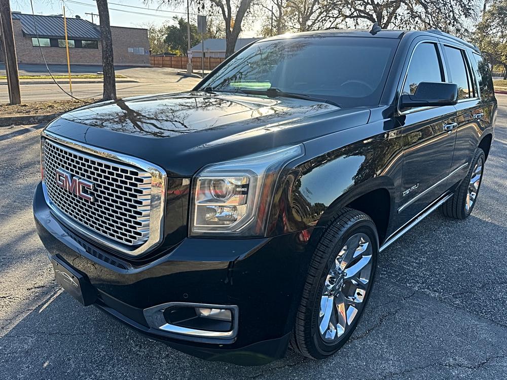 2015 GMC Yukon Denali's photo