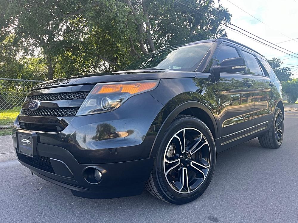 2015 Ford Explorer Sport 4x4's photo