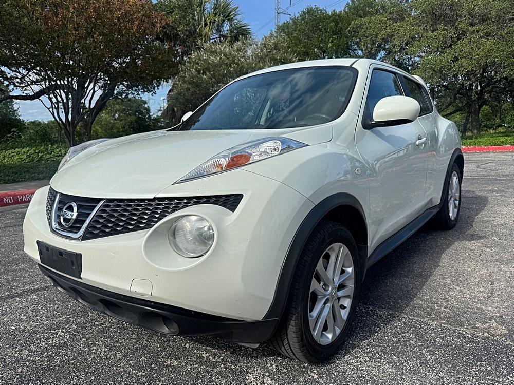 2012 Nissan Juke SV FWD CVT's photo