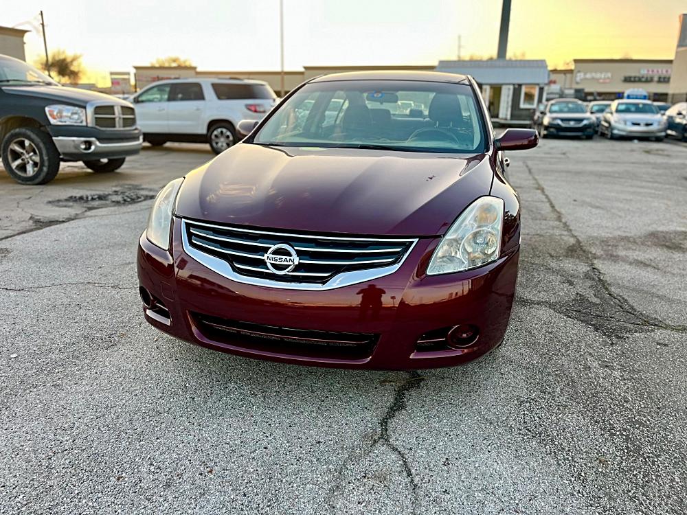 2010 Nissan Altima Base