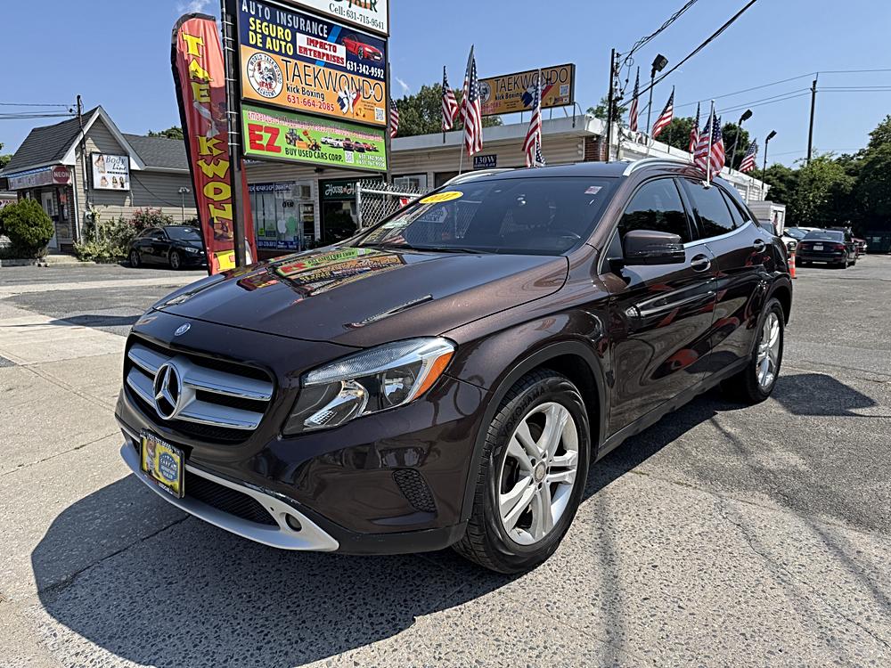 2017 Mercedes-Benz GLA GLA250 4MATIC's photo