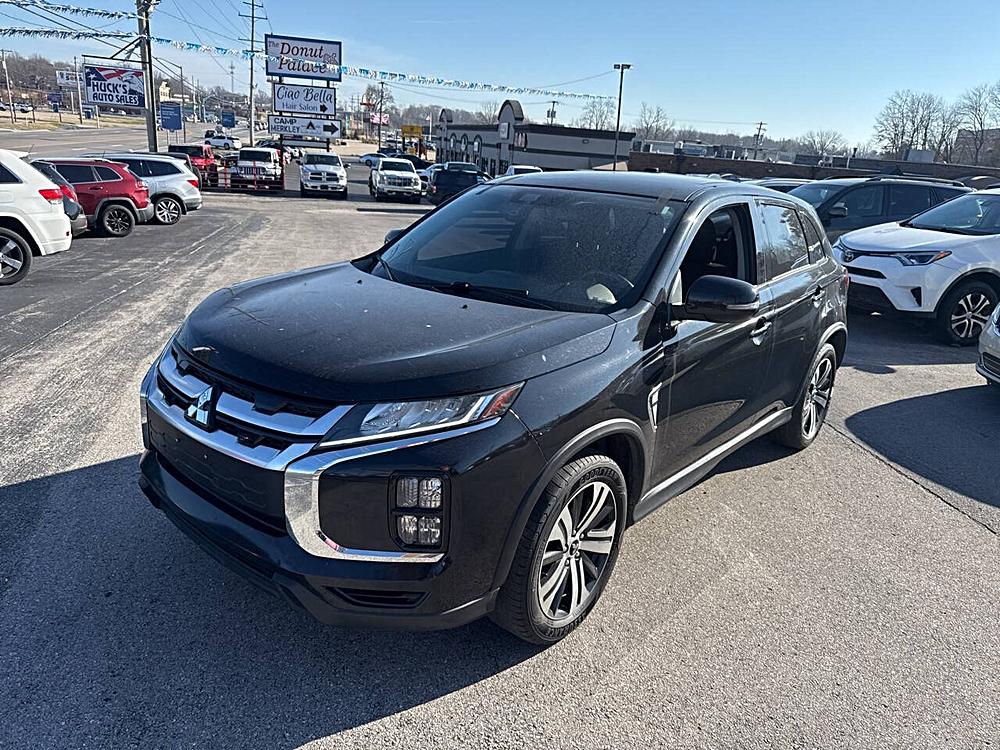 2020 Mitsubishi Outlander Sport SE's photo