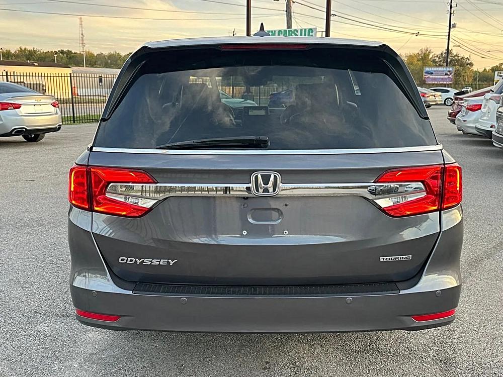 2022 Honda Odyssey Touring's photo