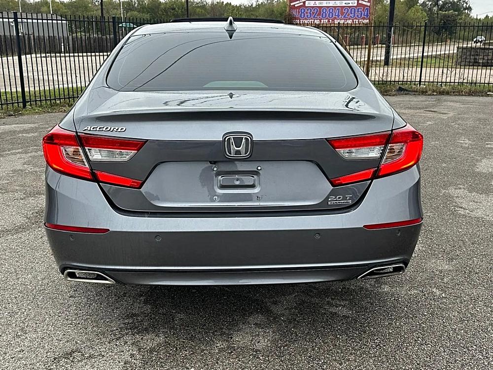 2021 Honda Accord Touring's photo