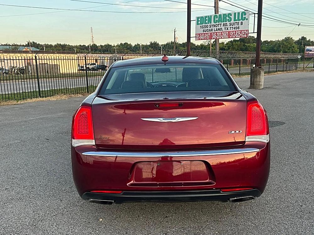 2020 Chrysler 300
