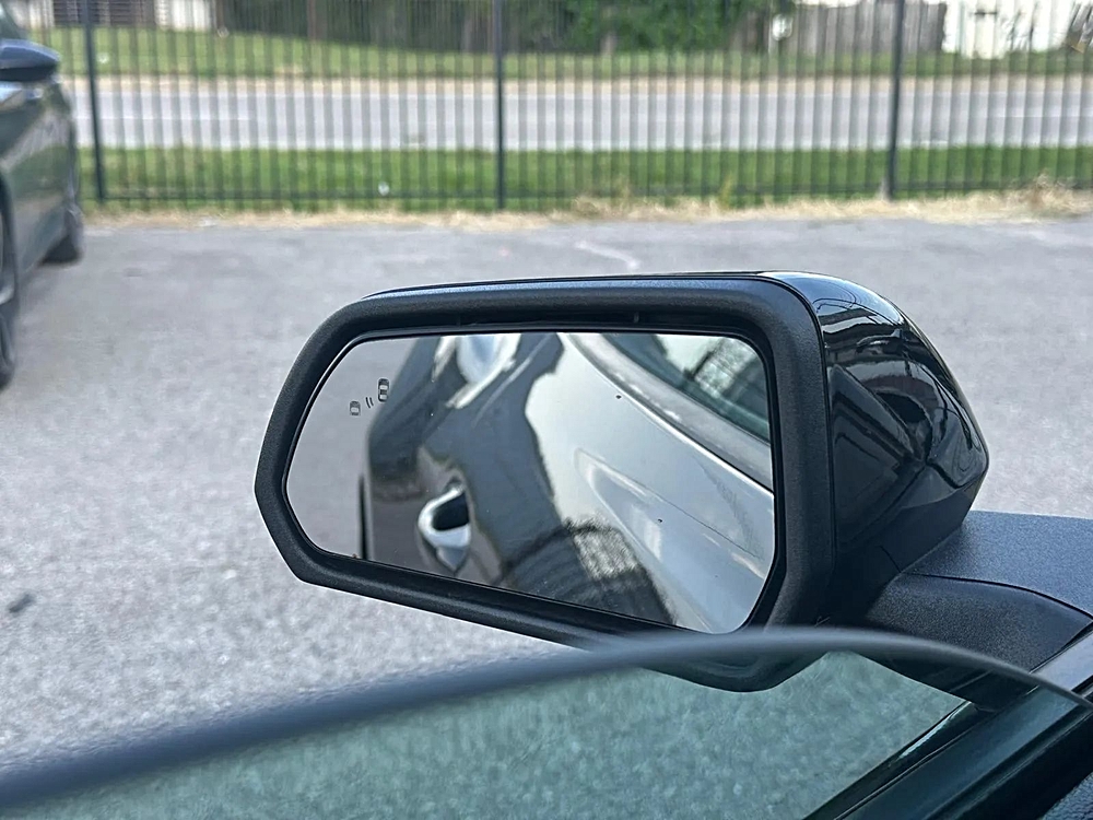 2021 Ford Mustang EcoBoost Premium - Photo 22