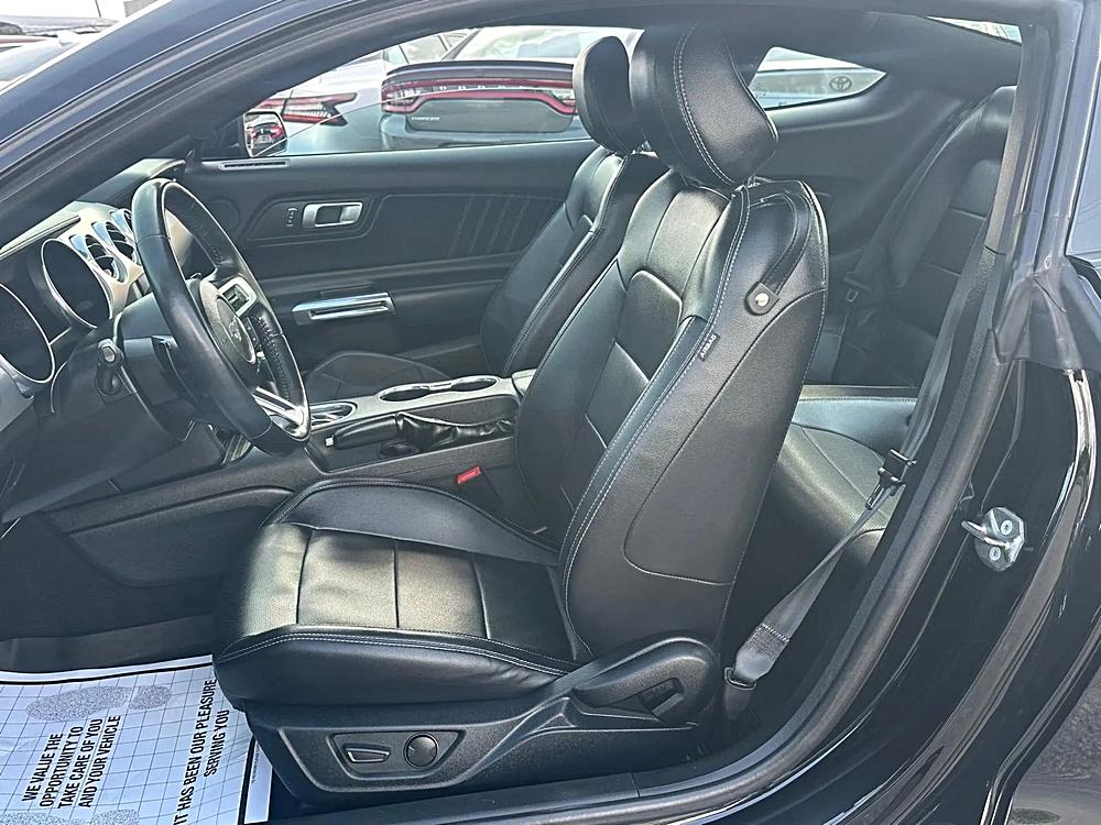 2021 Ford Mustang EcoBoost Premium - Photo 10