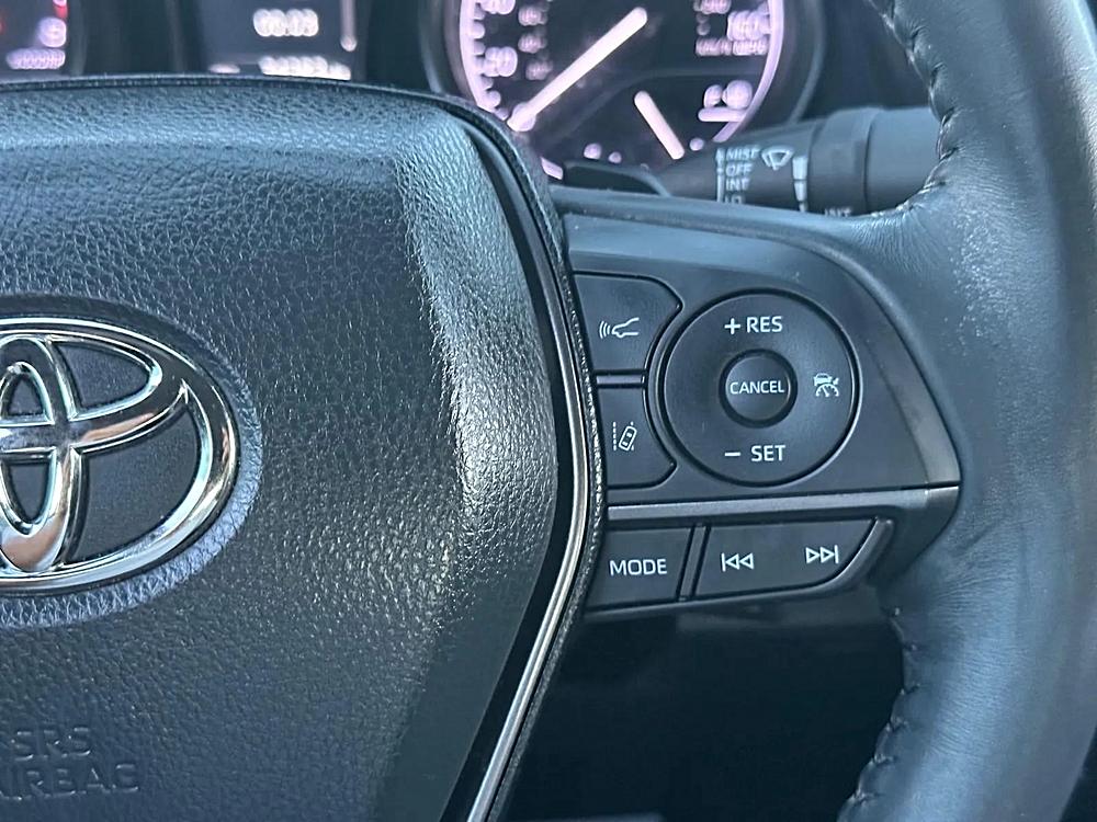 2021 Toyota Camry SE - Photo 20