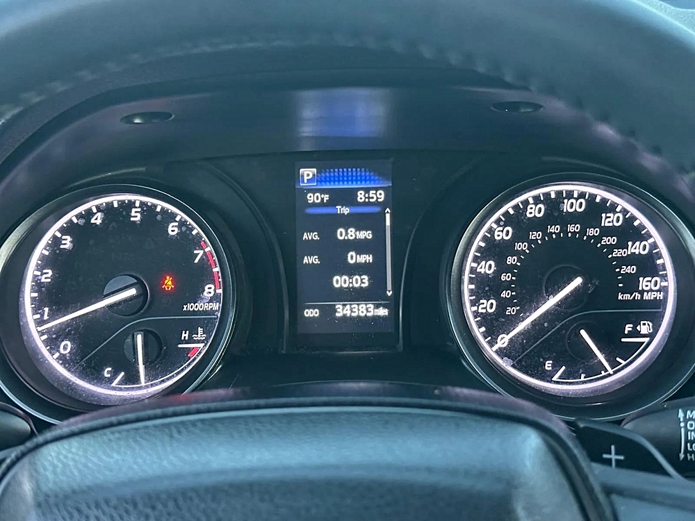 2021 Toyota Camry SE - Photo 21